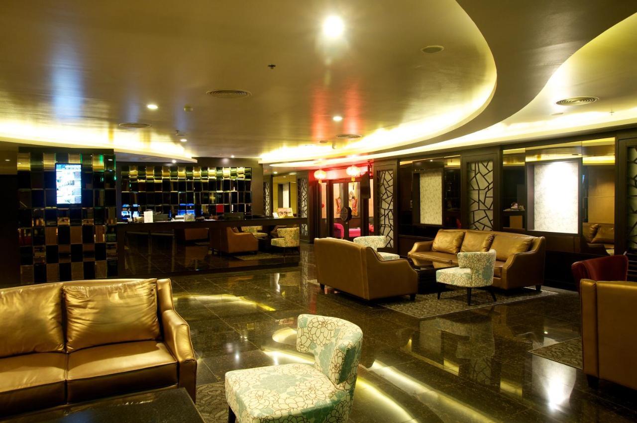 Jolly Suites&Spa Petkasem Ban Nong Khaem  Екстер'єр фото