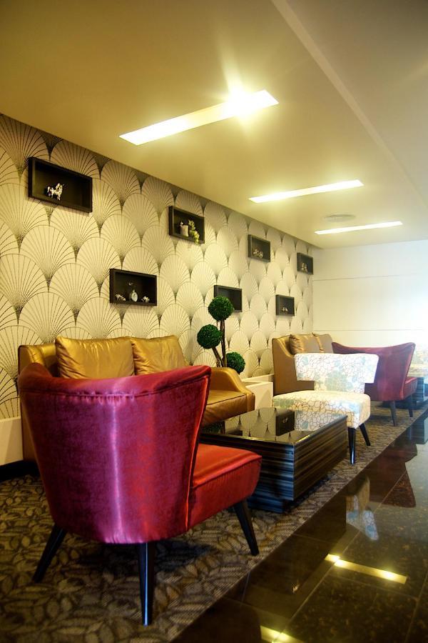 Jolly Suites&Spa Petkasem Ban Nong Khaem  Екстер'єр фото