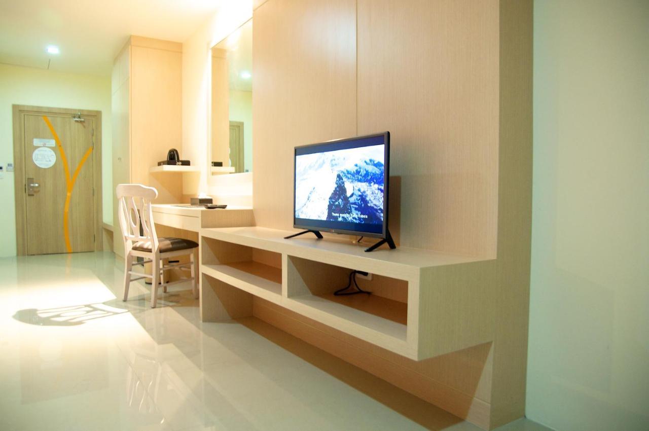 Jolly Suites&Spa Petkasem Ban Nong Khaem  Екстер'єр фото