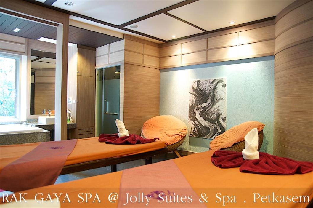 Jolly Suites&Spa Petkasem Ban Nong Khaem  Екстер'єр фото