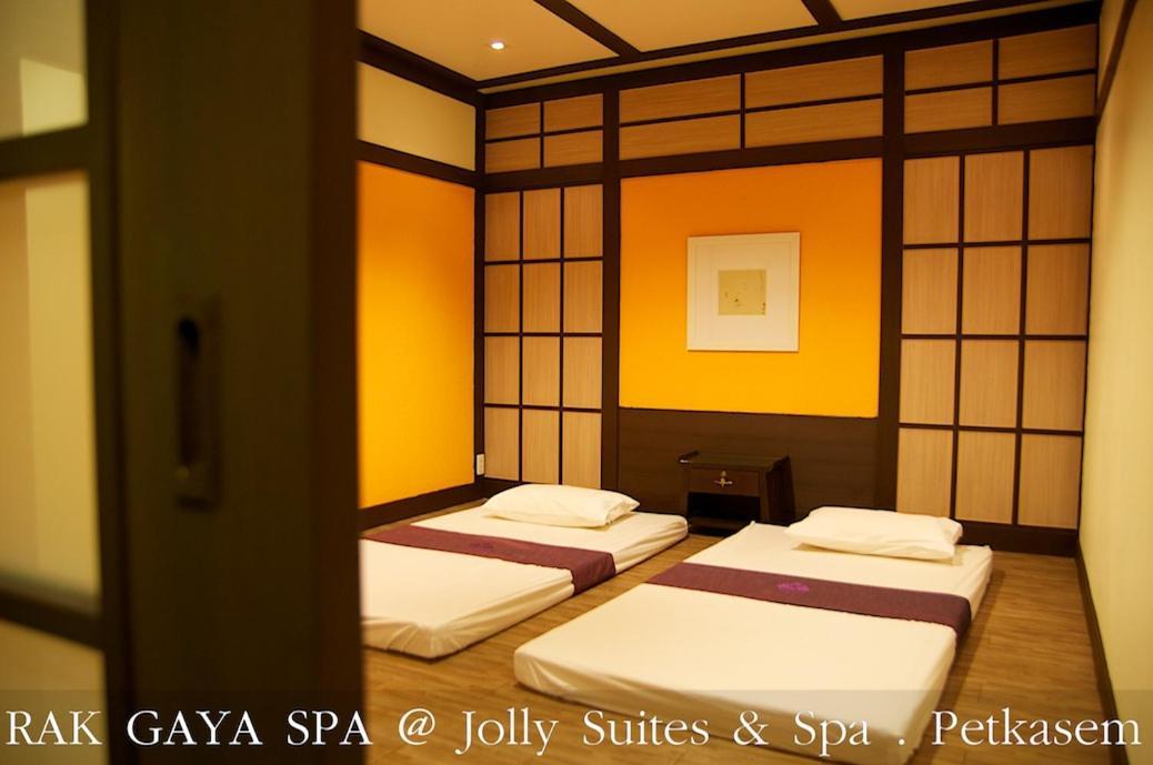 Jolly Suites&Spa Petkasem Ban Nong Khaem  Екстер'єр фото